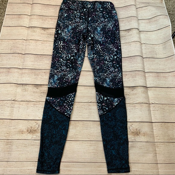 Gaiam Women’s Size Small Activewear Leggings - Picture 6 of 11